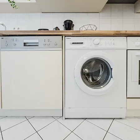 In Der - Zwischen Stadion, Arena, Zoo Διαμέρισμα