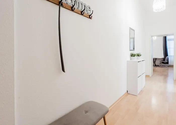 In Der - Zwischen Stadion, Arena, Zoo