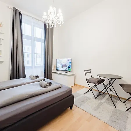 In Der - Zwischen Stadion, Arena, Zoo Appartement *