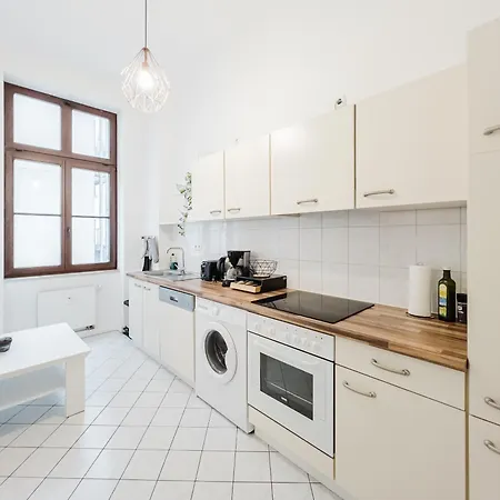 In Der - Zwischen Stadion, Arena, Zoo Appartement *