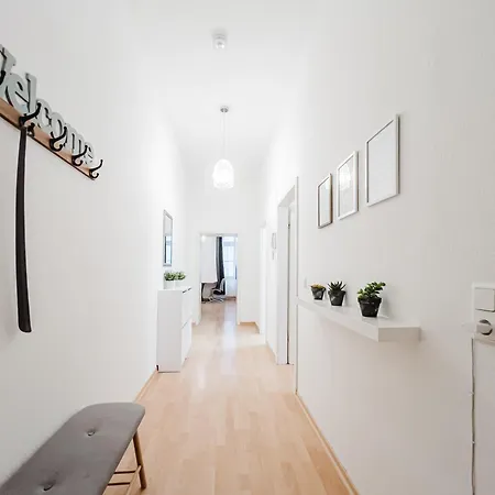 In Der - Zwischen Stadion, Arena, Zoo Appartement