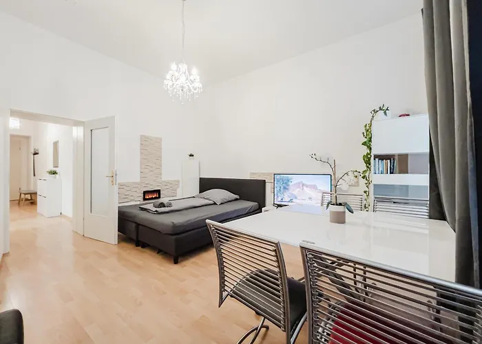 In Der - Zwischen Stadion, Arena, Zoo Leipzig