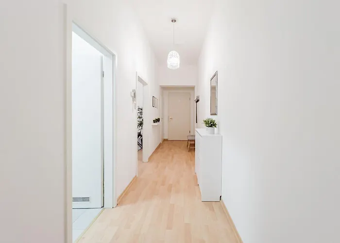 In Der - Zwischen Stadion, Arena, Zoo Apartment *